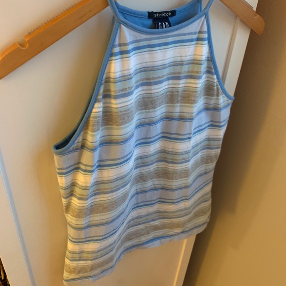 Gap High Neck Tank with built in bra support! - Picture 3 of 8